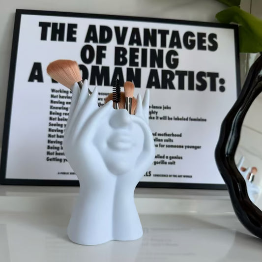 Creative hand-shaped makeup brush holder flower stand